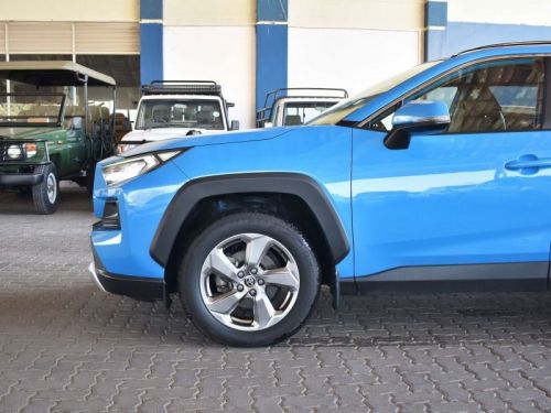 Toyota Rav4 in Botswana