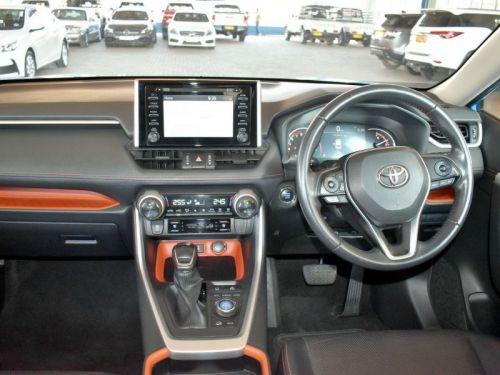 Toyota Rav4 in Botswana