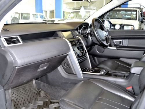 Land Rover Discovery Sport in Botswana