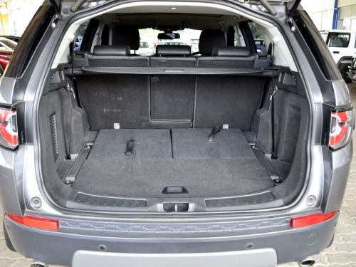 Land Rover Discovery Sport in Botswana