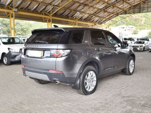 Land Rover Discovery Sport in Botswana