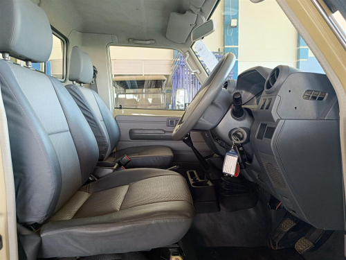 Toyota Land Cruiser 4.0 V6 in Botswana