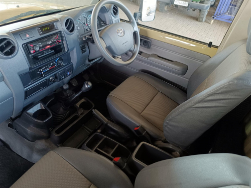Toyota Land Cruiser 4.0 V6 in Botswana