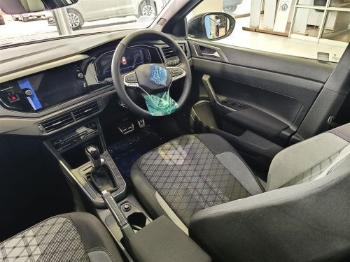 Volkswagen Taigo 1.0TSi R-Line DSG in Botswana