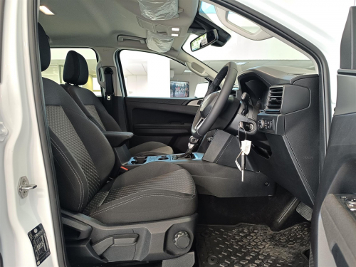 Volkswagen Amarok Life 2.0TDi 125kW in Botswana