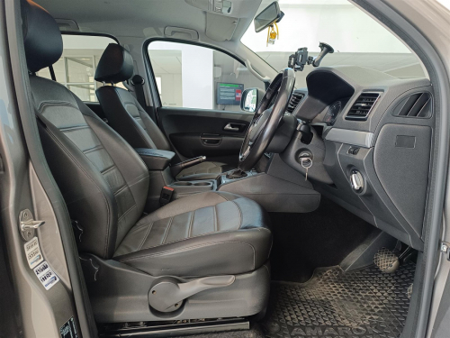 Volkswagen Amarok 2.0 BiTDI Highline 4Motion in Botswana