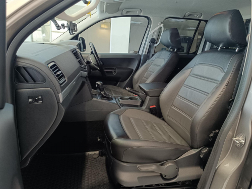 Volkswagen Amarok 2.0 BiTDI Highline 4Motion in Botswana