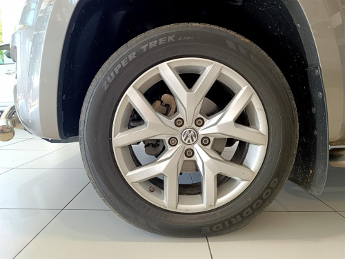 Volkswagen Amarok 2.0 BiTDI Highline 4Motion in Botswana