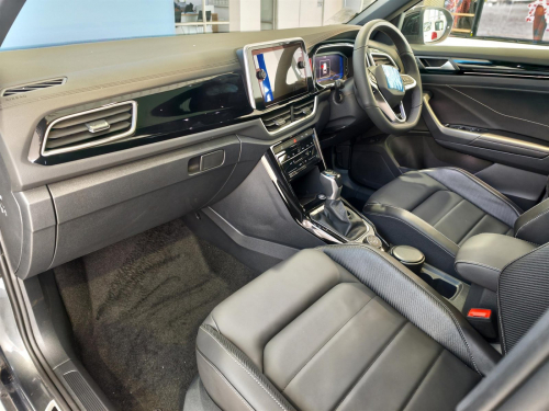 Volkswagen T-Roc 2.0TSI 4Motion R-Line in Botswana
