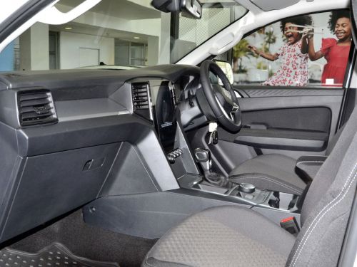 Volkswagen Amarok Life 4Motion in Botswana