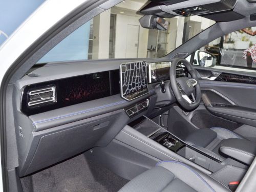 Volkswagen Tiguan 2.0 TDi R-Line in Botswana