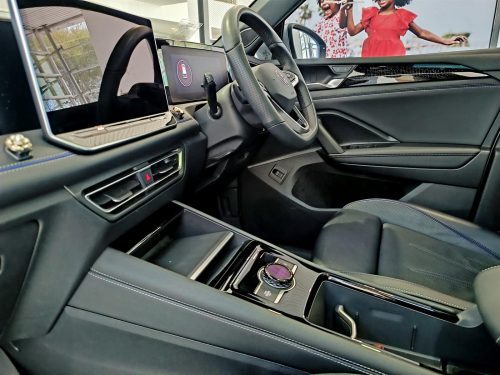 Volkswagen Tiguan 2.0TDi 110kw R-Line in Botswana
