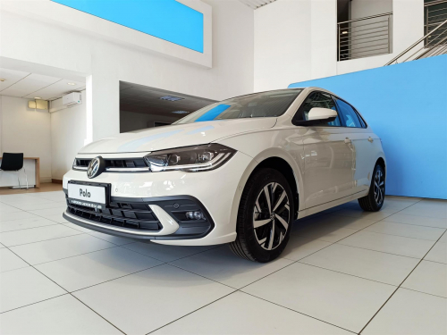 Volkswagen Polo 1.0TSI Life DSG in Botswana