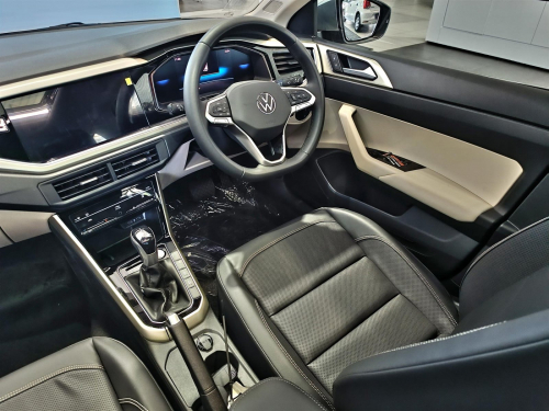 Volkswagen Polo Sedan 1.0L TSi 85kW in Botswana