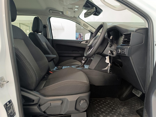 Volkswagen Amarok Base 2.0TDi A/T 4x2 in Botswana