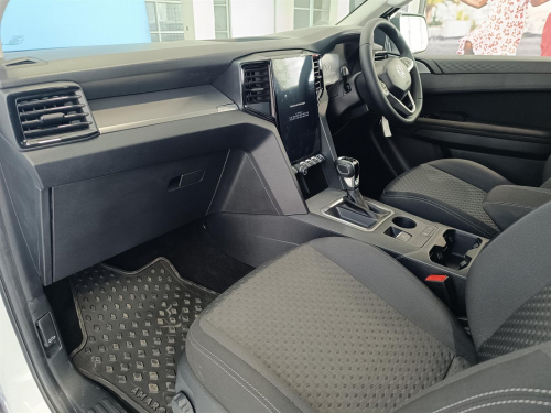 Volkswagen Amarok Base 2.0TDi A/T 4x2 in Botswana