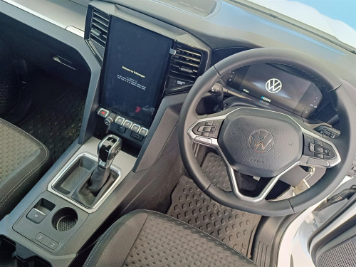 Volkswagen Amarok Base 2.0TDi A/T 4x2 in Botswana