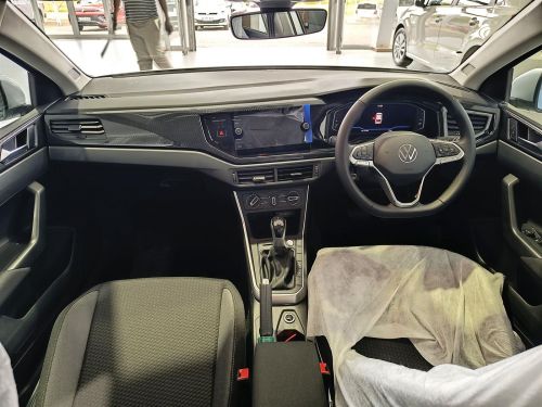 Volkswagen Polo 1.0TSi Life DSG in Botswana