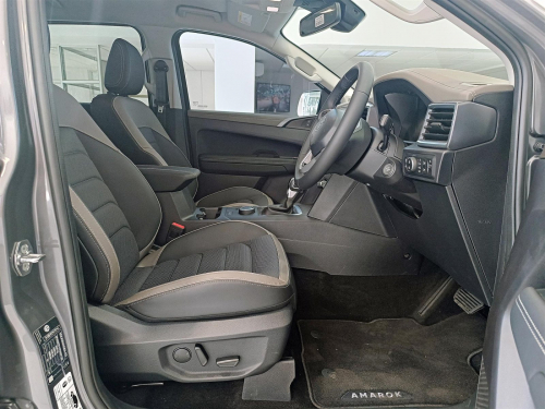 Volkswagen Amarok Style 4-Motion 2.0TDi 4x4 A/T in Botswana