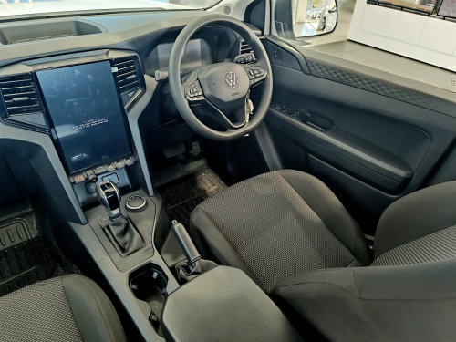 Volkswagen Amarok Life 4-Motion 2.0TDi 4x4 A/T in Botswana