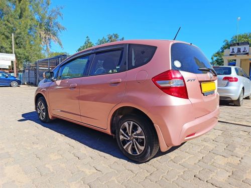 Honda Fit A/T 1.3L in Botswana