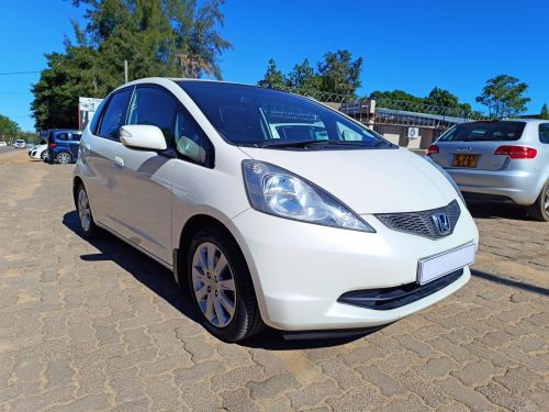 Used Honda Fit 1.5L A/T for sale in Gaborone