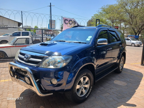 Used Toyota TOYOTA FORTUNER D4D 4 X 2 for sale in Gaborone
