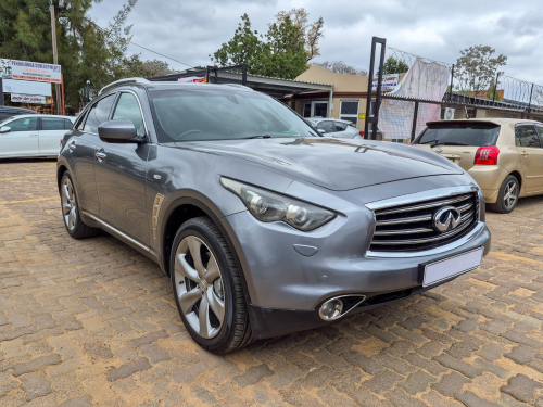 Infiniti FX50S PRM in Botswana