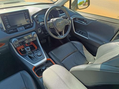 Toyota Rav4 AWD in Botswana