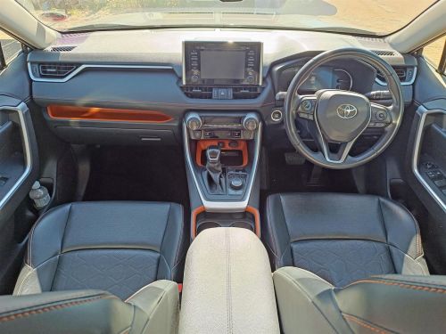 Toyota Rav4 AWD in Botswana