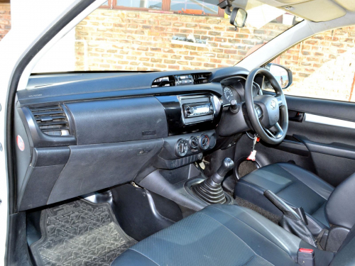 Toyota Hilux vvti in Botswana