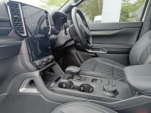 Ford Everest Platinum 3.0L V6 in Botswana