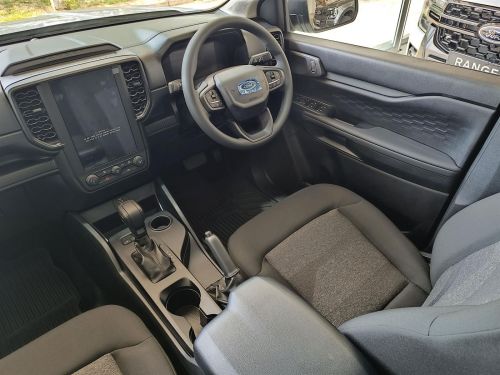 Ford Ranger XL 2.0SiT D/Cab 4x2 6AT in Botswana