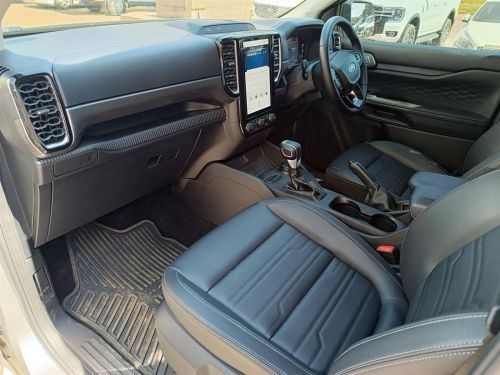 Ford Ranger XLT 4x4 A/T 2.0L in Botswana