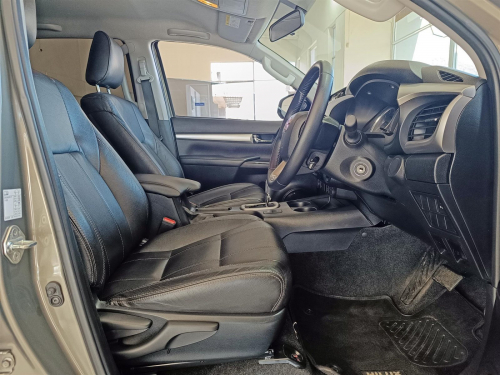 Toyota Hilux Raider 2.8GD-6 4x4 A/T in Botswana