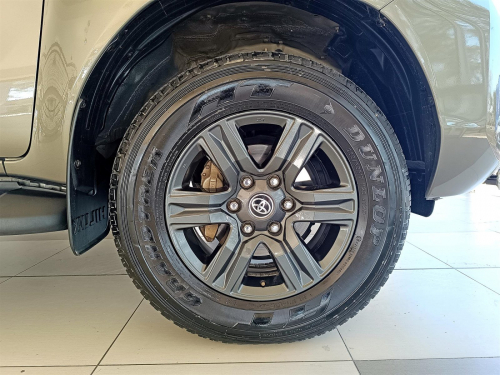 Toyota Hilux Raider 2.8GD-6 4x4 A/T in Botswana