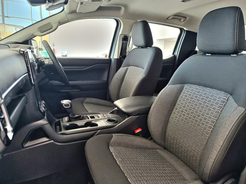 Ford Ranger XLT 2.0L A/T 4x2 in Botswana