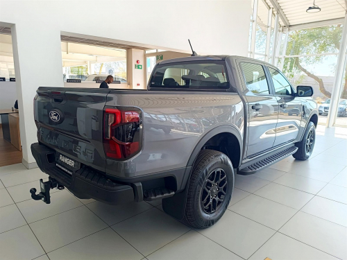 Ford Ranger XLT 2.0L A/T 4x2 in Botswana