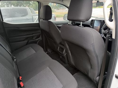 Ford Ranger XL 2.0 AT in Botswana