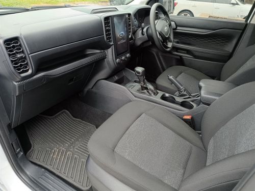 Ford Ranger XL 2.0 AT in Botswana