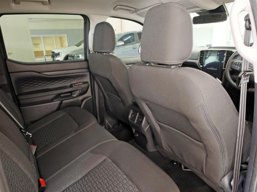 Ford Ranger XL 2.0L A/T in Botswana
