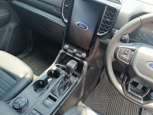 Ford Everest Sport in Botswana