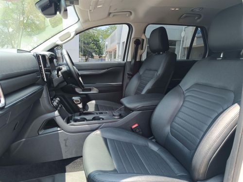 Ford Everest Sport in Botswana