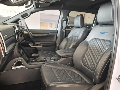 Ford Ranger Platinum 3.0L V6 4x4 in Botswana