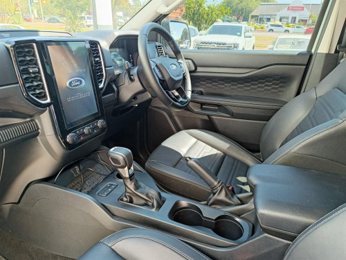 Ford Ranger XLT 2.0L A/T in Botswana