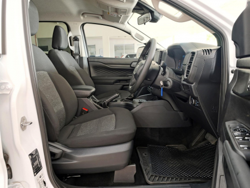 Ford Ranger XL 2.0L A/T in Botswana
