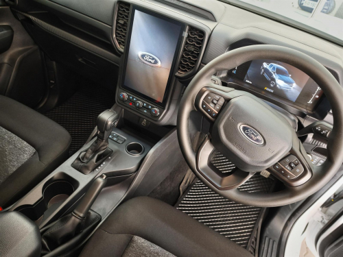Ford Ranger XL 2.0L A/T in Botswana