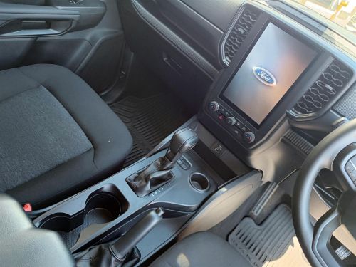 Ford Ranger XL 2.0L A/T in Botswana