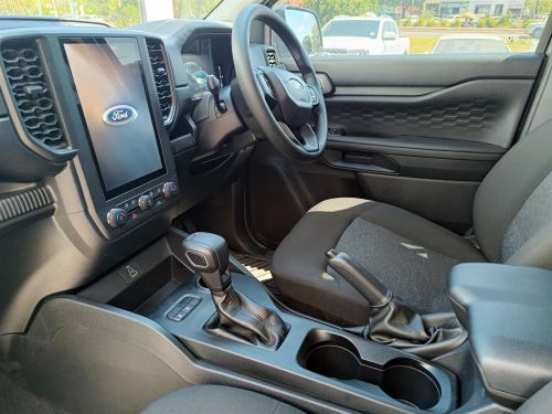 Ford Ranger XL 2.0L A/T in Botswana