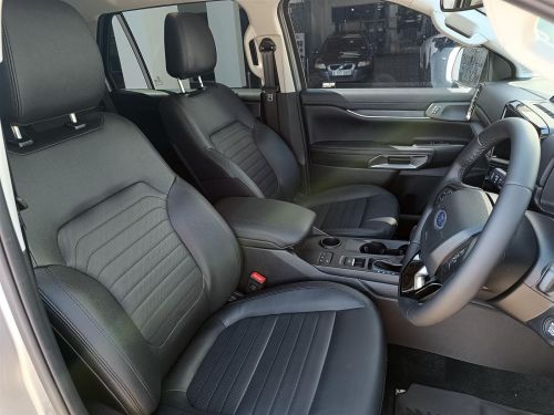 Ford Everest Sport 7 Seater in Botswana